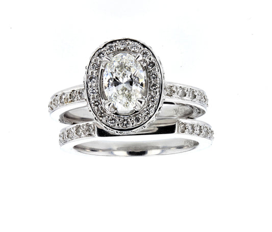 18KT White Gold Diamond Engagement Ring Set